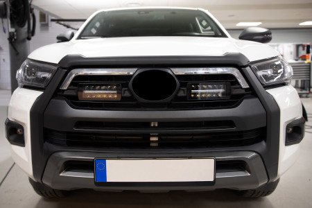Recessed LED Bar Siberia Toyota Hilux Invincible 2024-